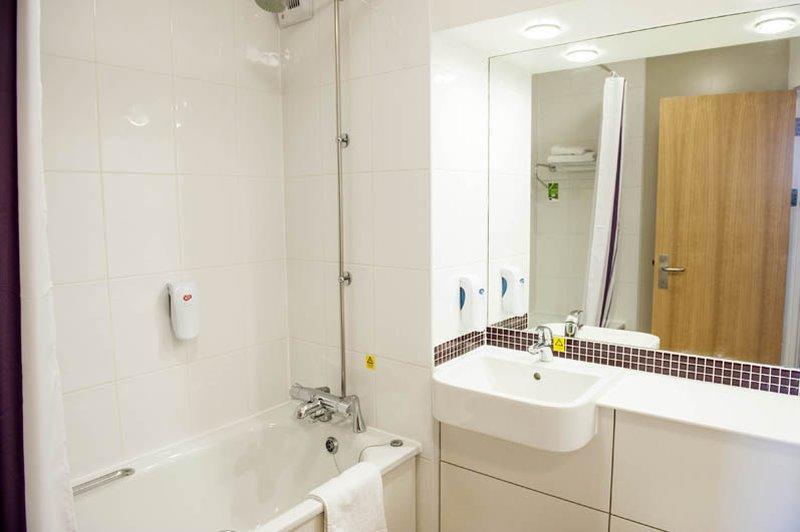 Premier Inn Dunstable / Luton Екстер'єр фото